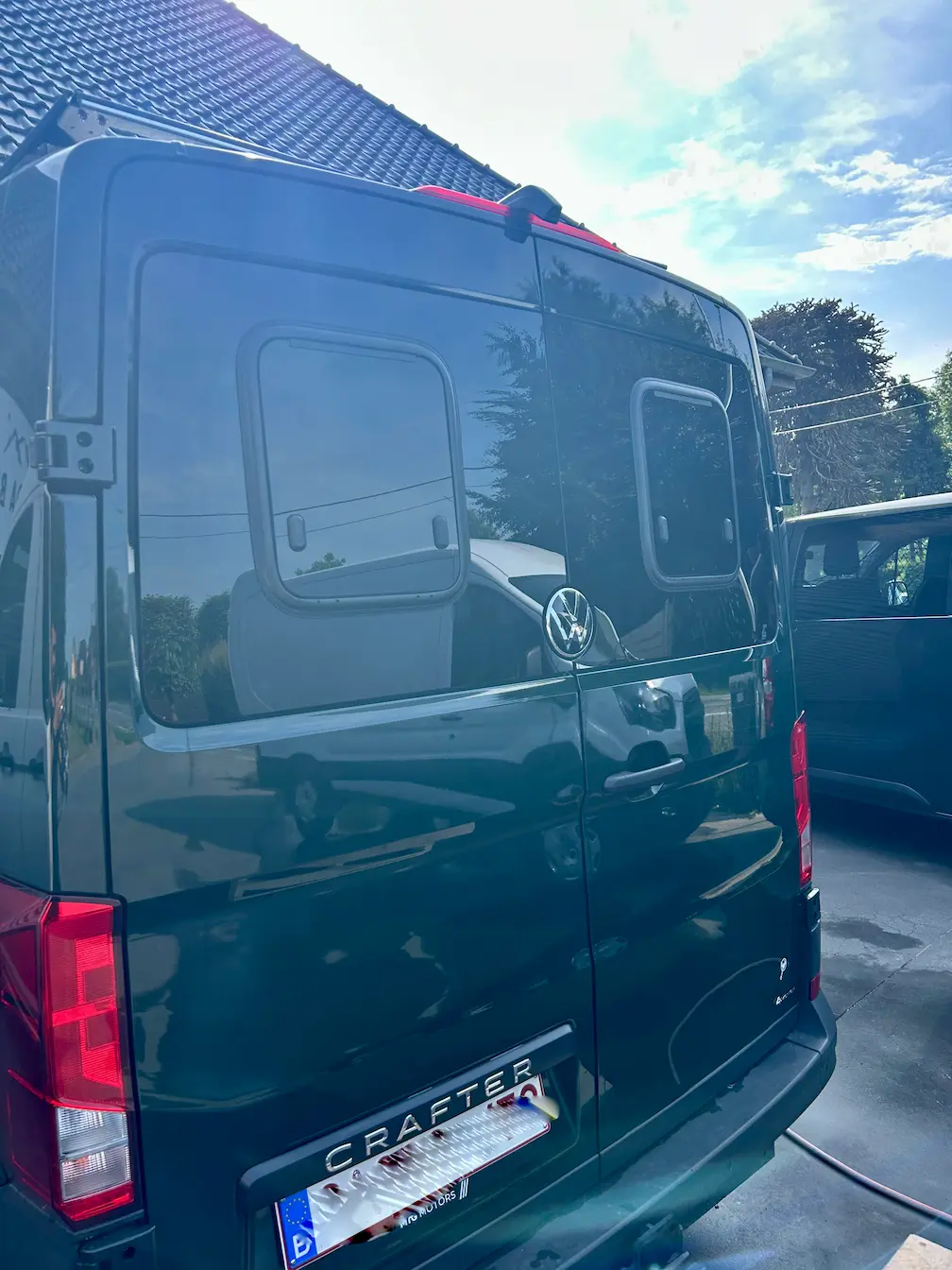 VW Crafter – klapruiten in achterdeuren